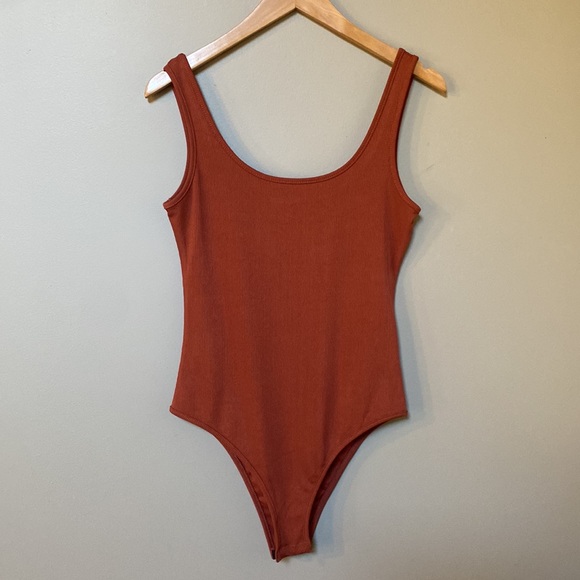 Burnt orange tank ribbed bodysuit - Picture 1 of 5
